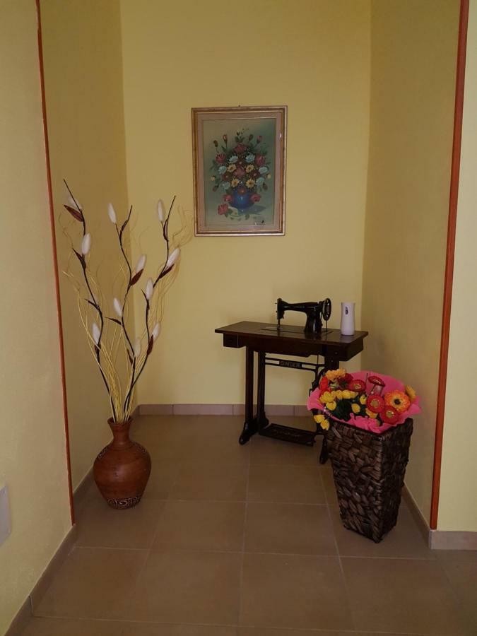Bed & Breakfast La Pilona Bagnolo San Vito ภายนอก รูปภาพ
